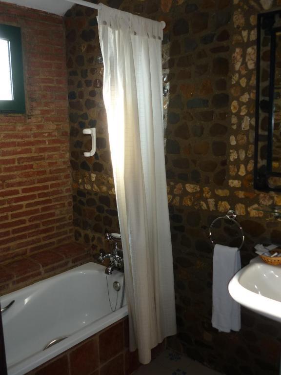 Rincón Del Abade Hotel 2*